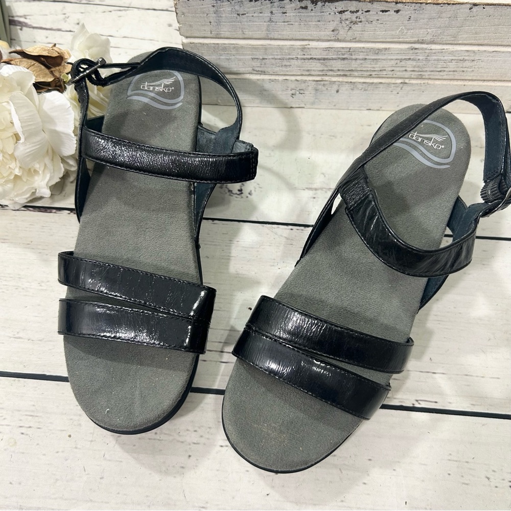 Dansko Surraya black comfort sling ankle strap sandals - Picture 2 of 7